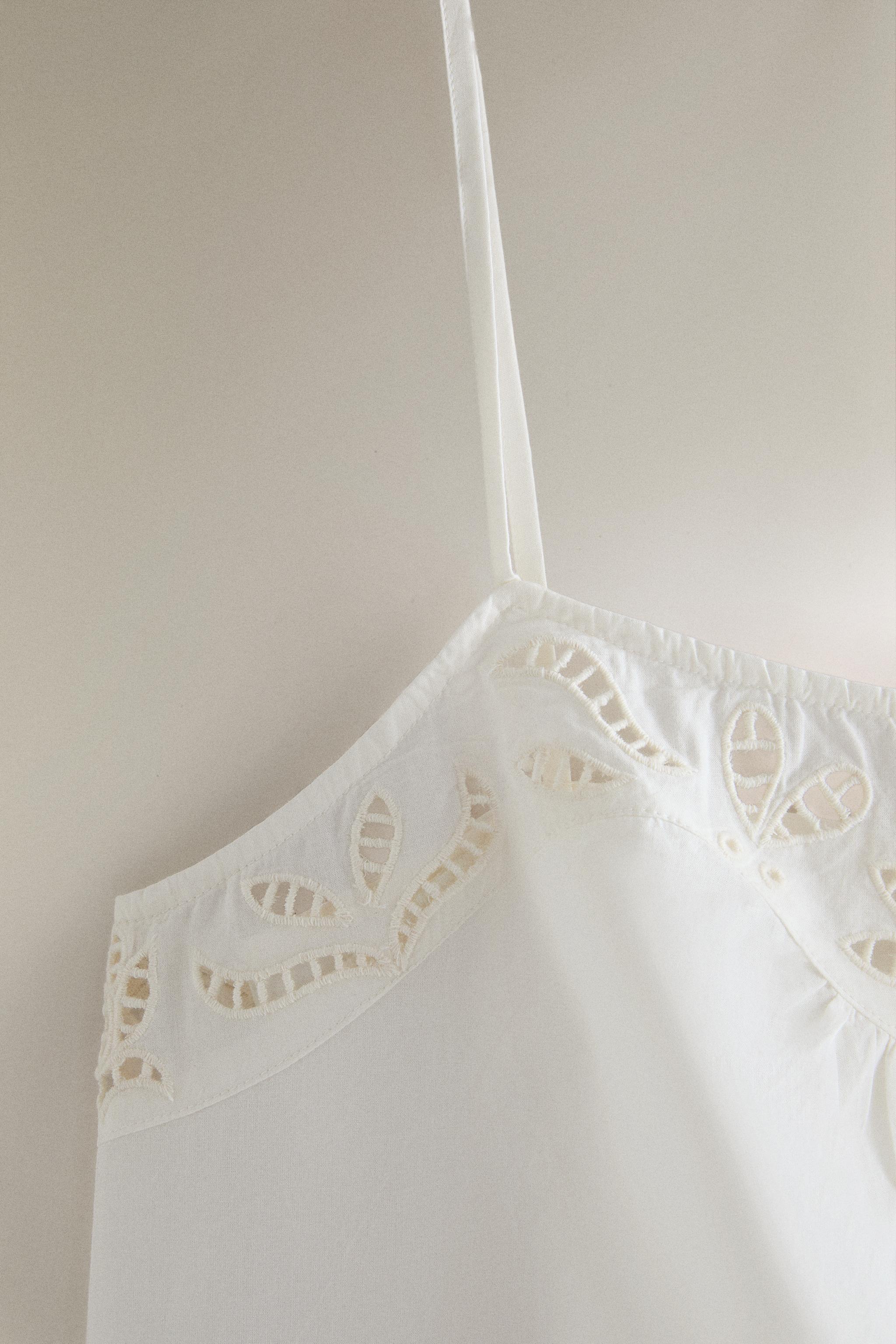 COTTON EMBROIDERED NIGHTGOWN